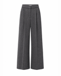 Via Masini 80, pantalone gessato