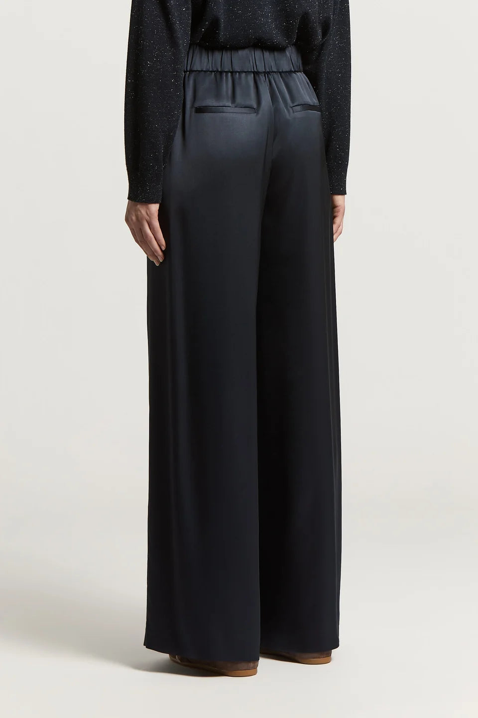 Peserico Easy, pantalone palazzo in raso di viscosa – immagine 3